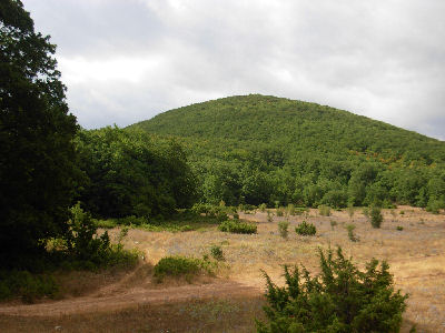 Monte al lato sinistro del Rifuggio